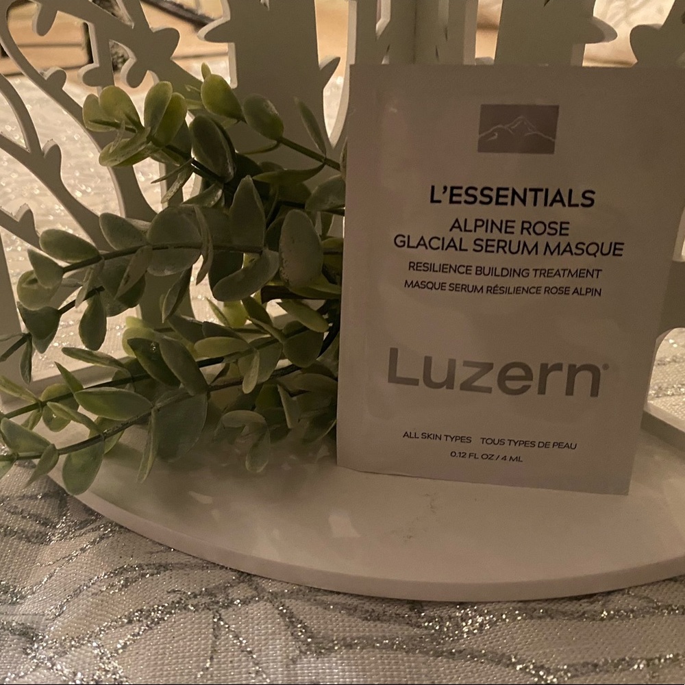 Luzern L’Essentials alpine rose glacial serum masque SAMPLE